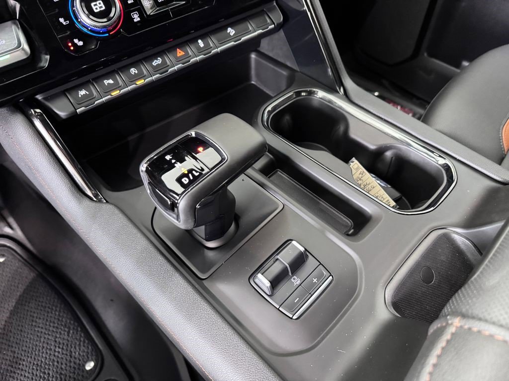Certified 2025 GMC Sierra 1500 AT4 w/ AT4 Premium Package AWD/4WD image 24