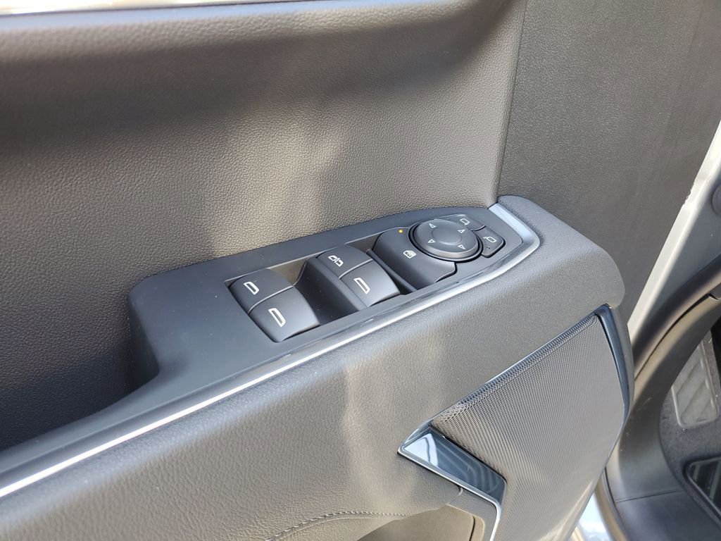New 2026 GMC Sierra 1500 Elevation image 23