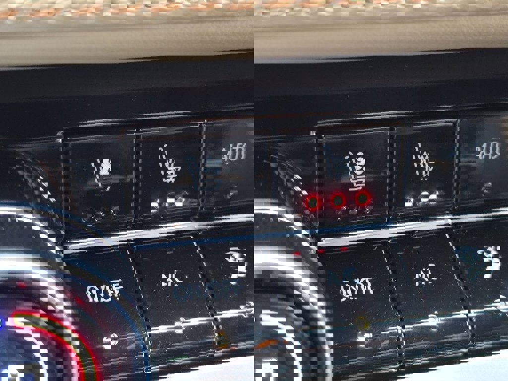 New 2026 Chevrolet Equinox ACTIV w/ Convenience Package III image 4