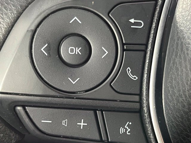 Used 2018 Toyota Camry LE FWD image 11