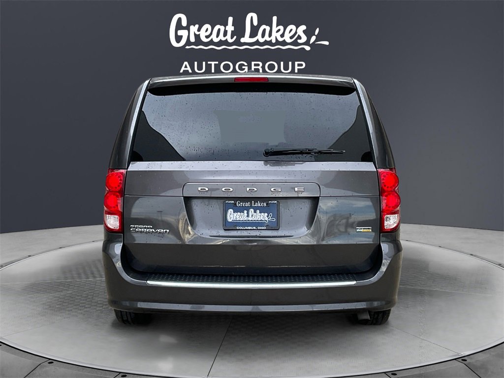 Used 2016 Dodge Grand Caravan SE image 4