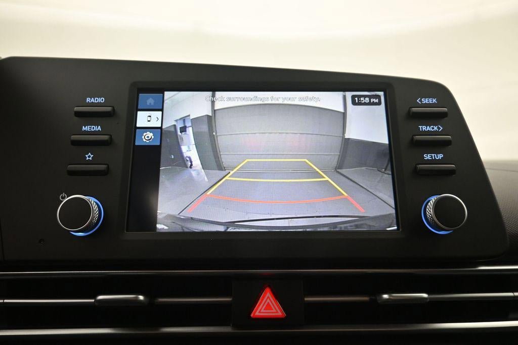 New 2026 Hyundai Elantra SE FWD image 17