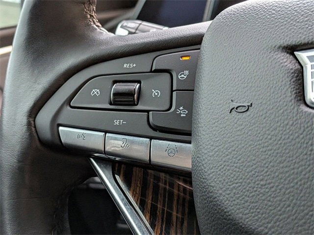 Certified 2023 Cadillac Escalade ESV Premium Luxury image 12