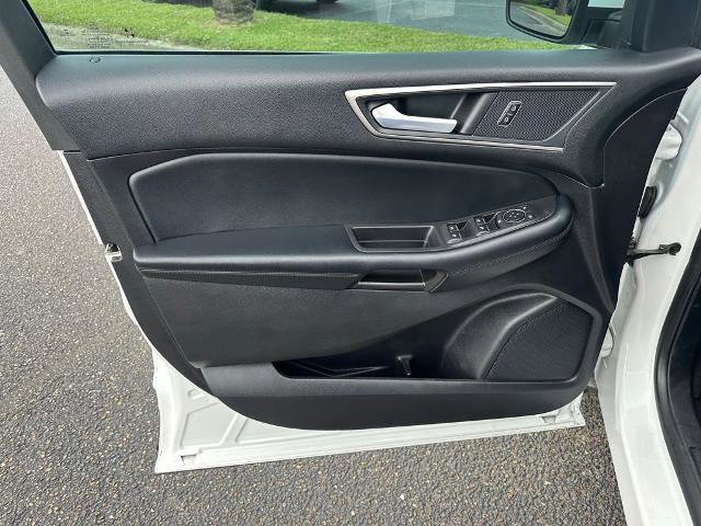 Certified 2022 Ford Edge SEL w/ Convenience Package image 10