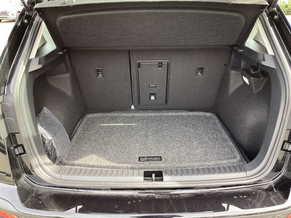 Certified 2025 Volkswagen Taos S AWD/4WD image 15