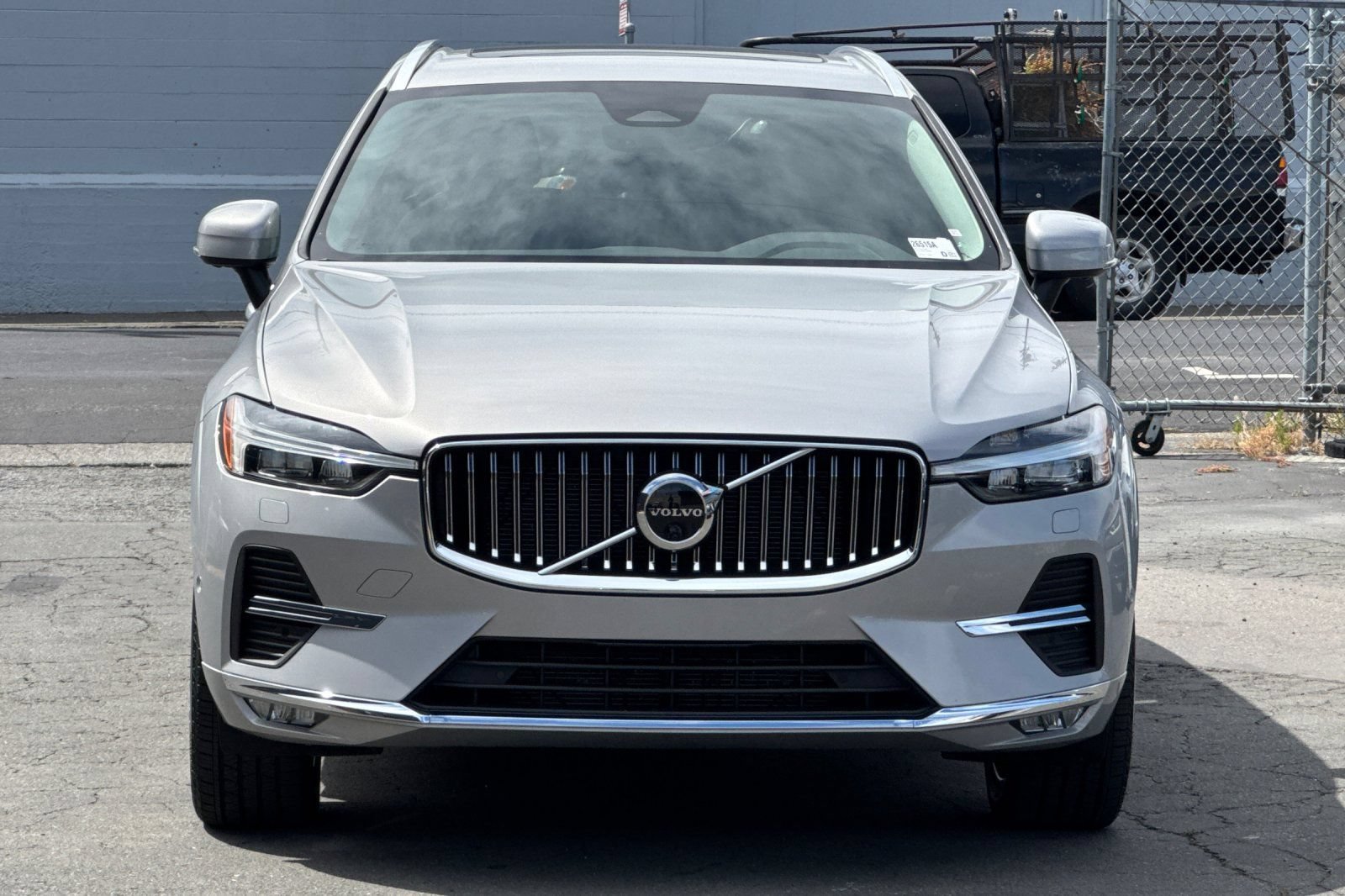 Used 2023 Volvo XC60 B5 Plus w/ Climate Package AWD/4WD image 11