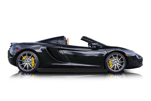Used 2013 McLaren MP4-12C Spider RWD image 2