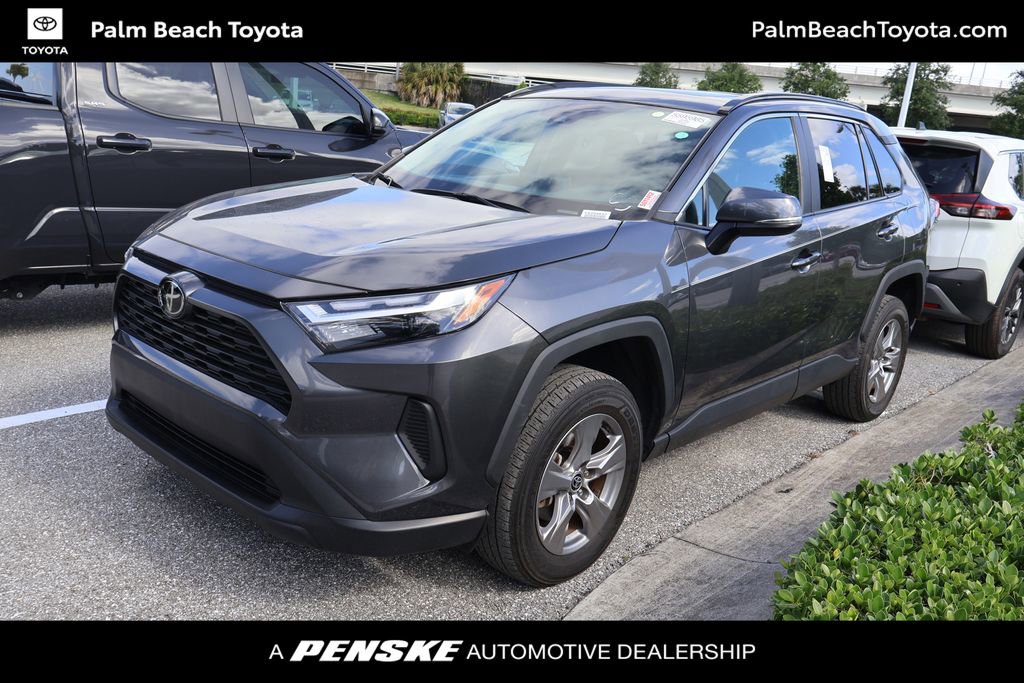 Used 2023 Toyota RAV4 XLE w/ Convenience Package image 1