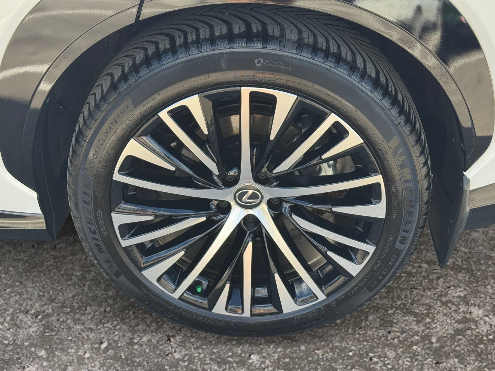 Used 2024 Lexus RZ 300e Premium w/ Accessory Package (2T) FWD image 15