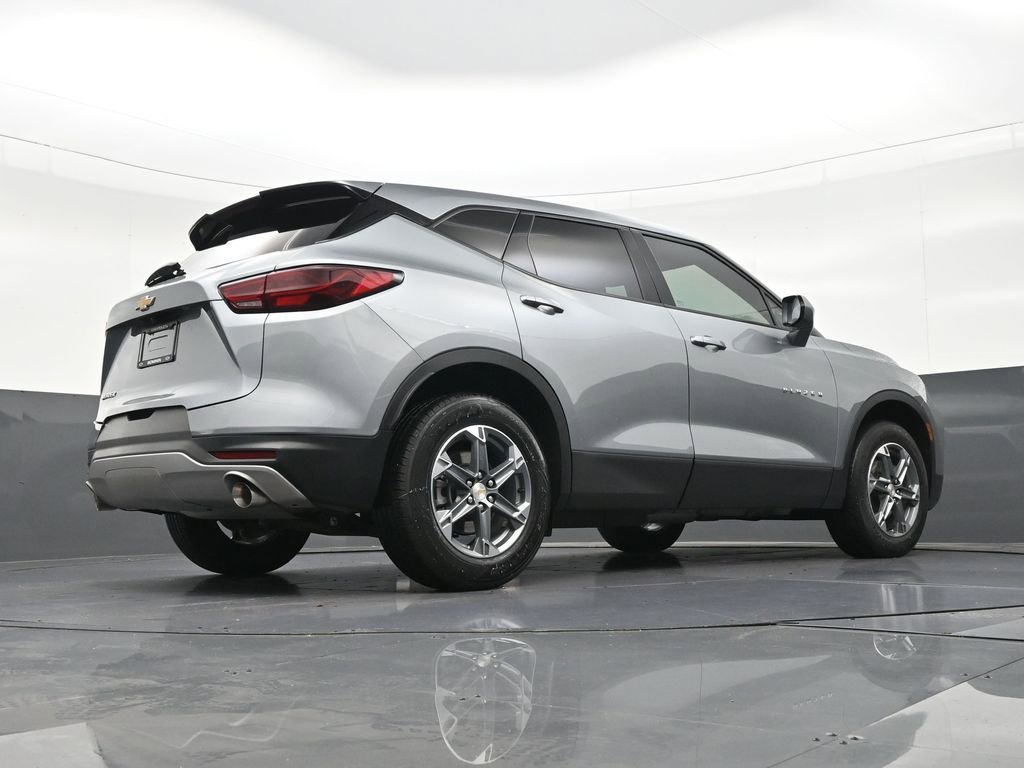 Used 2023 Chevrolet Blazer LT image 27