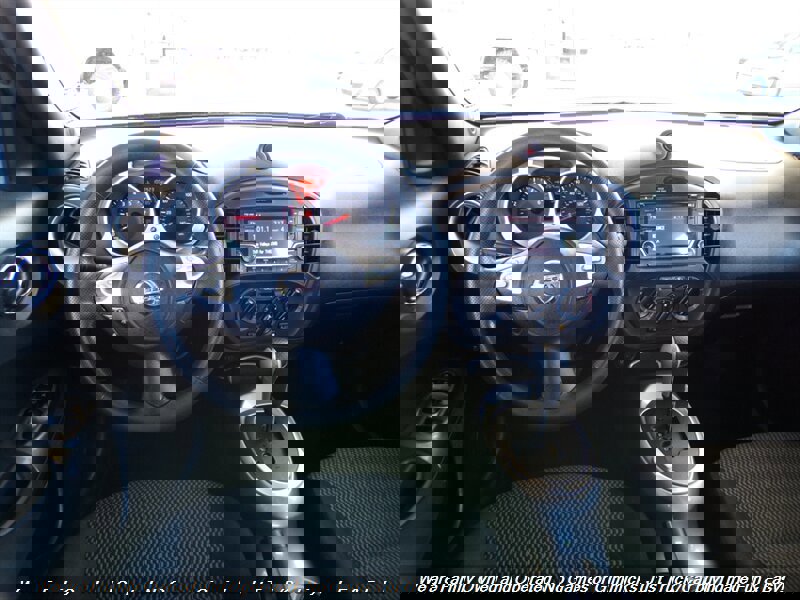 Used 2015 Nissan Juke S image 33