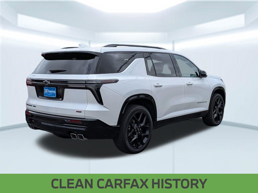 Used 2024 Chevrolet Traverse RS image 4