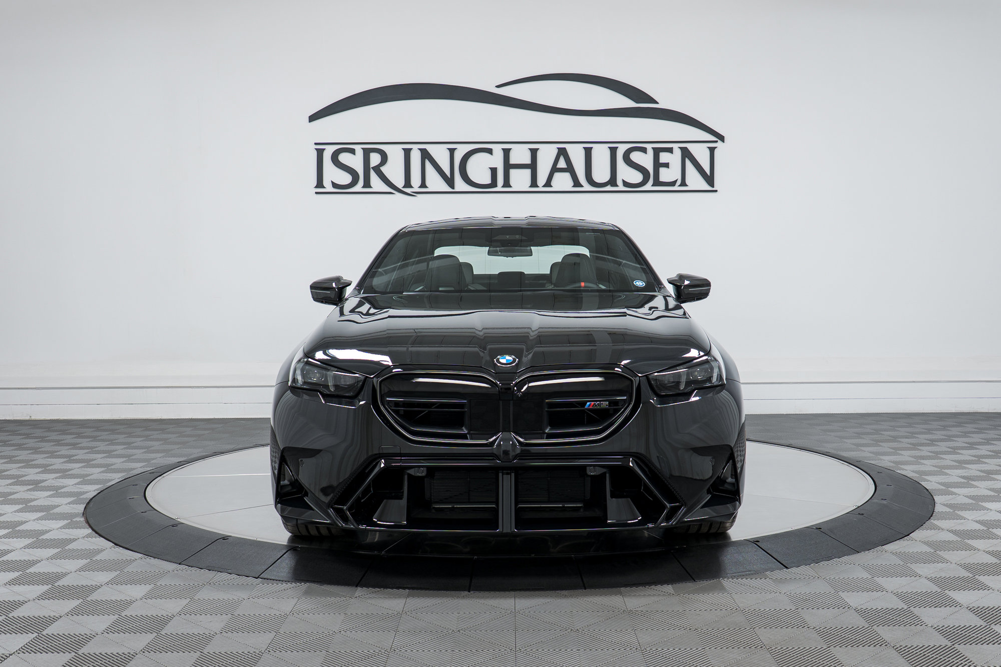 Used 2026 BMW M5 w/ Carbon Package image 2