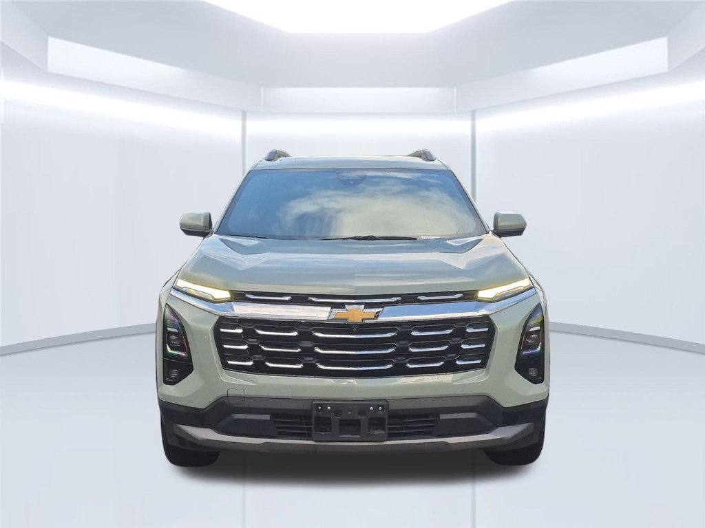 Used 2025 Chevrolet Equinox LT w/ Convenience Package II AWD/4WD image 11