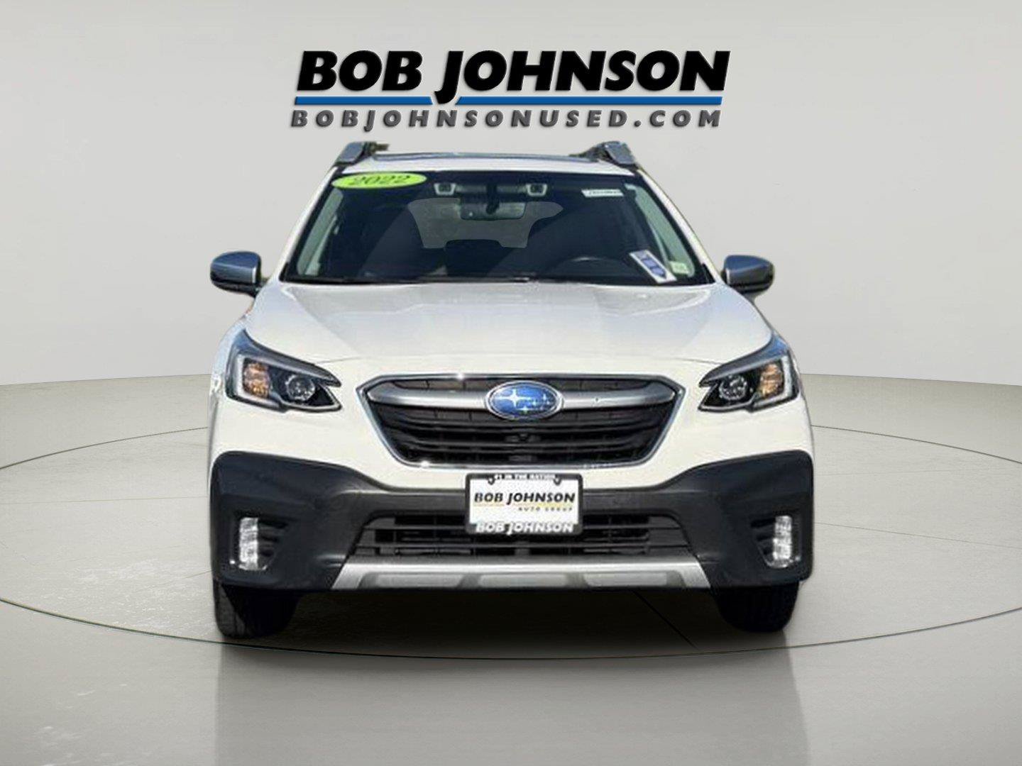 Used 2022 Subaru Outback Touring AWD/4WD image 2