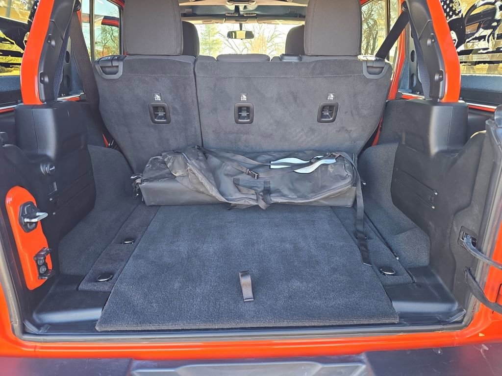 Used 2023 Jeep Wrangler Unlimited Sport image 24