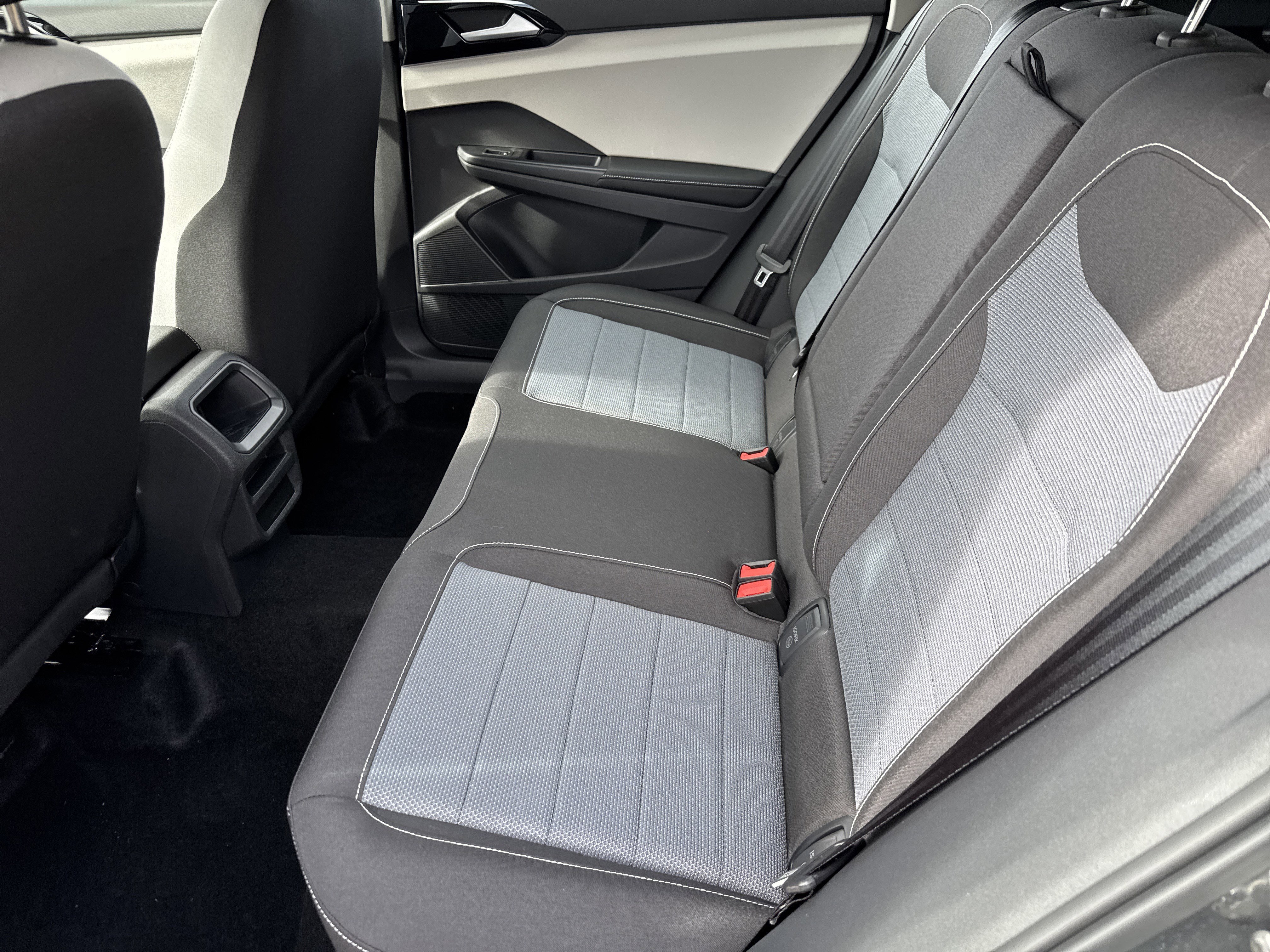 New 2025 Volkswagen Taos S image 5