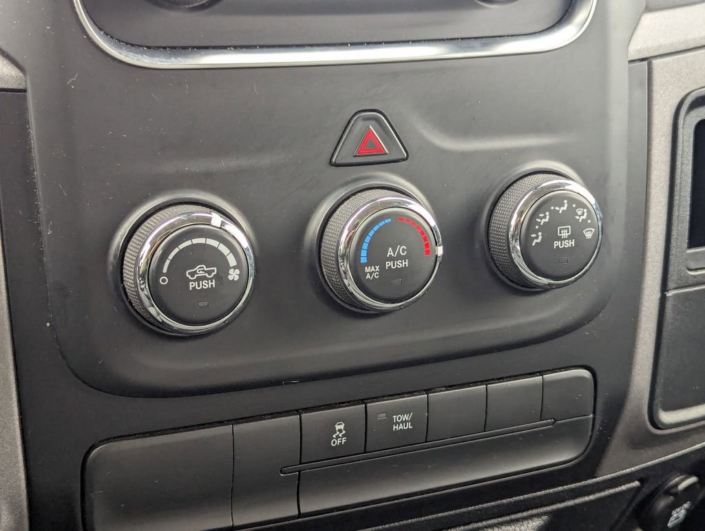 Used 2016 RAM 1500 Express image 17