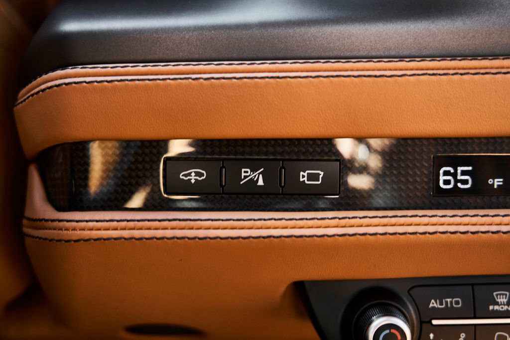 Used 2020 Ferrari F8 Tributo image 75