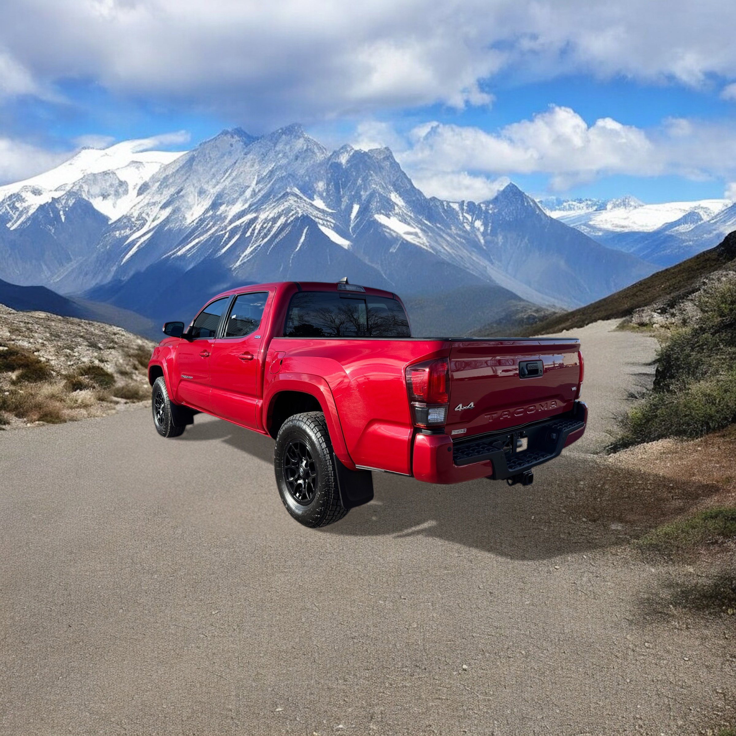 Used 2022 Toyota Tacoma SR5 image 3