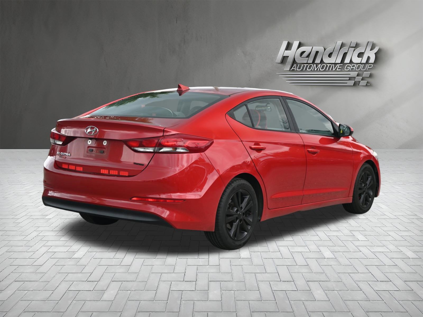Used 2018 Hyundai Elantra SEL FWD image 9