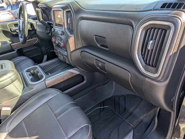 Used 2019 Chevrolet Silverado 1500 High Country w/ Technology Package image 19