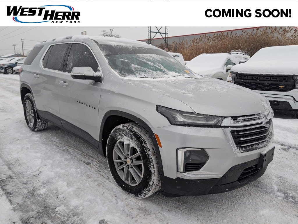 Used 2022 Chevrolet Traverse LT image 1