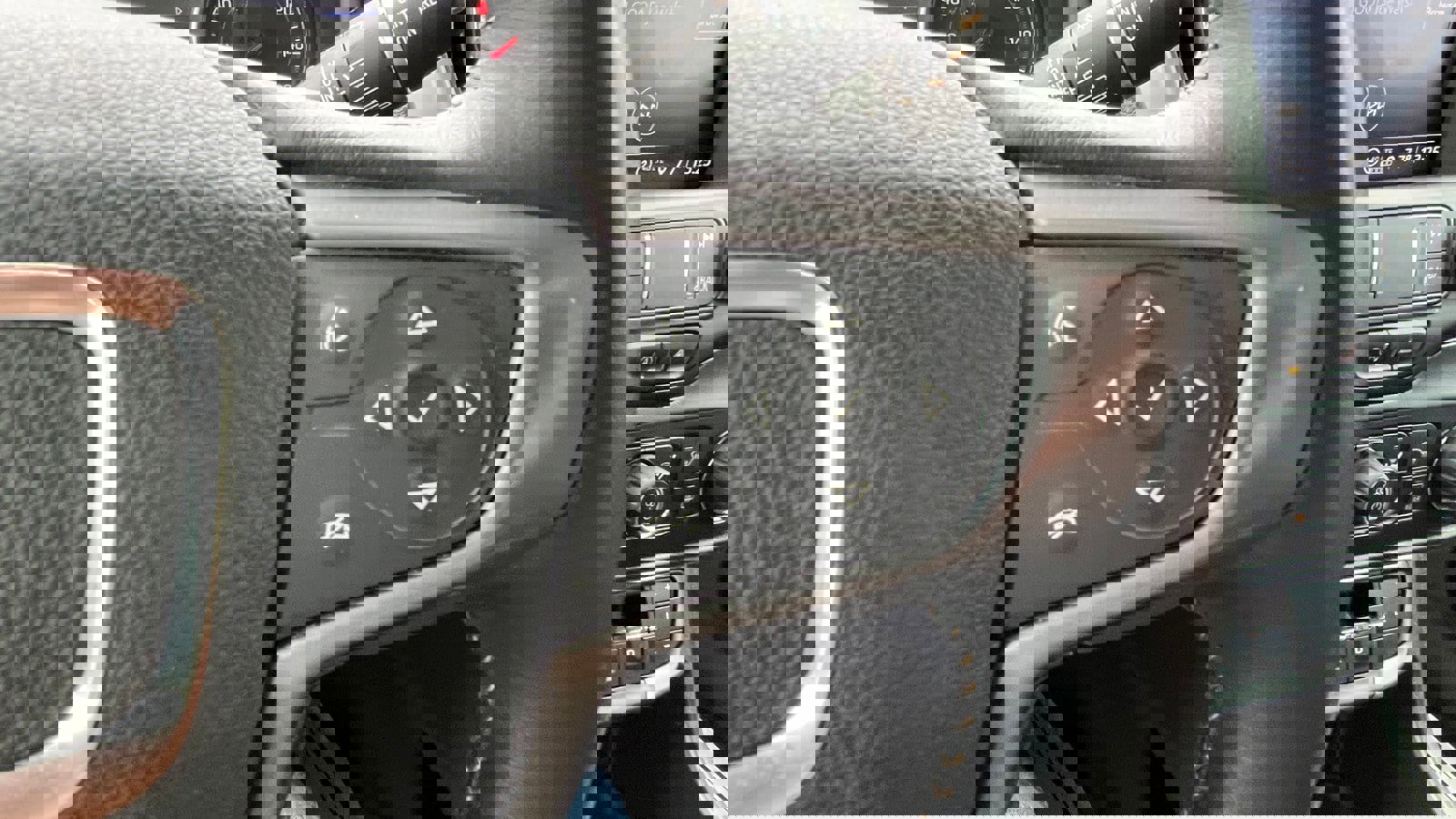 Used 2022 GMC Terrain AT4 w/ Infotainment Package II AWD/4WD image 15