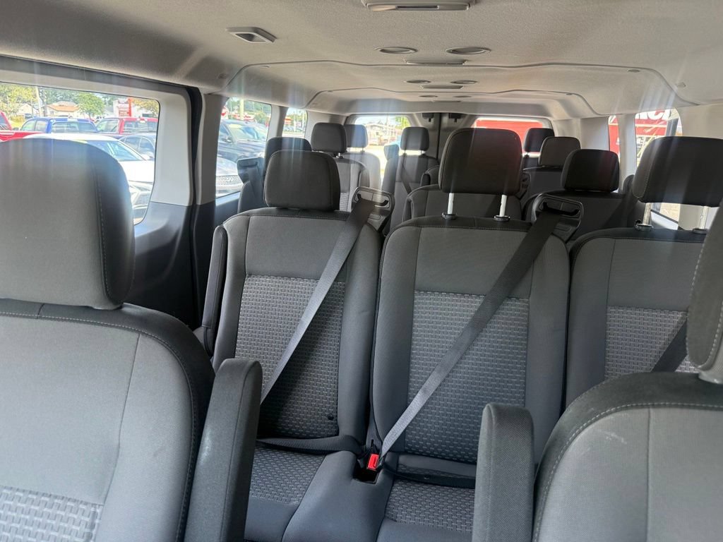 Used 2024 Ford Transit 350 XLT RWD image 3