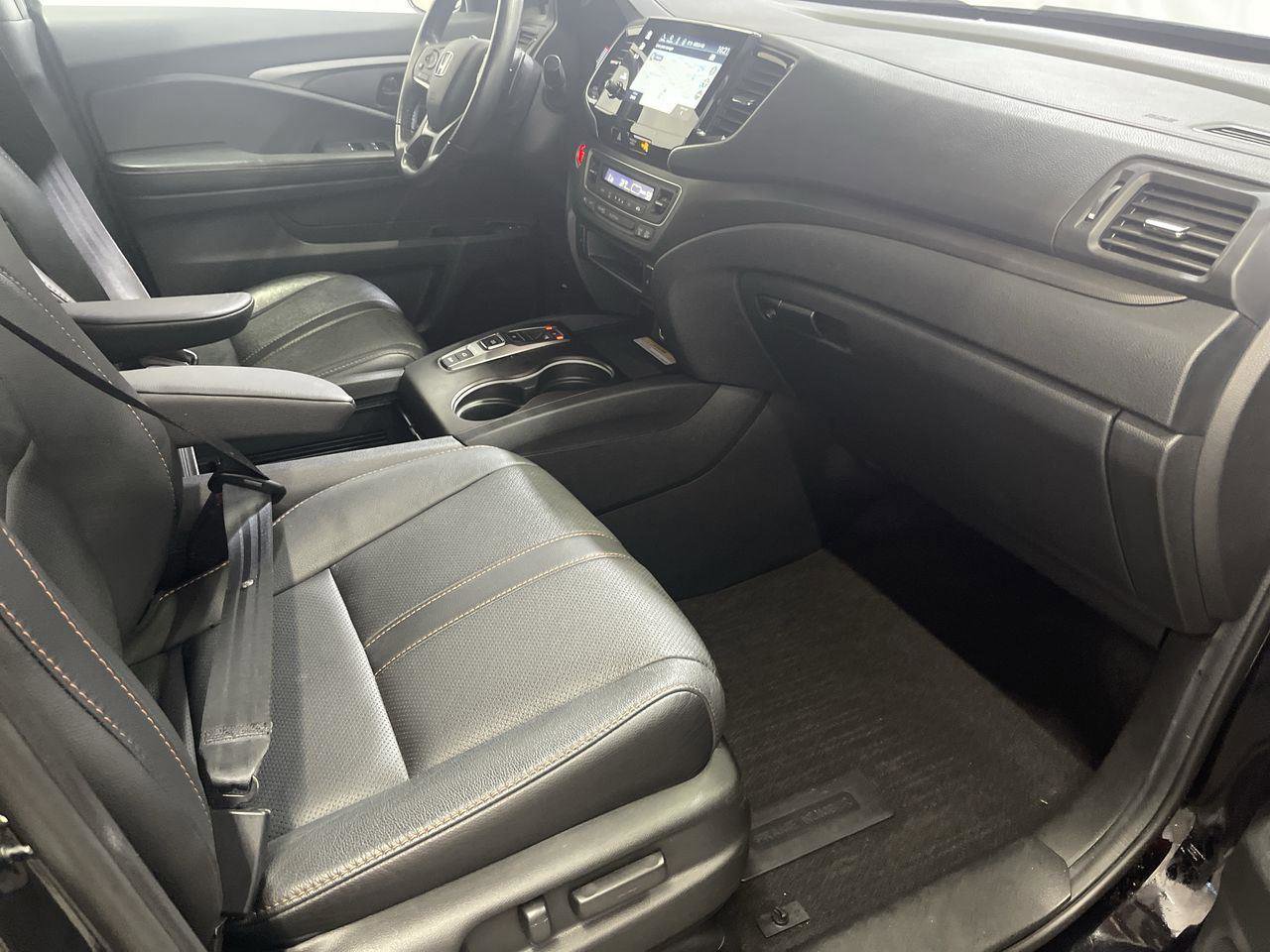 Used 2022 Honda Passport TrailSport image 25