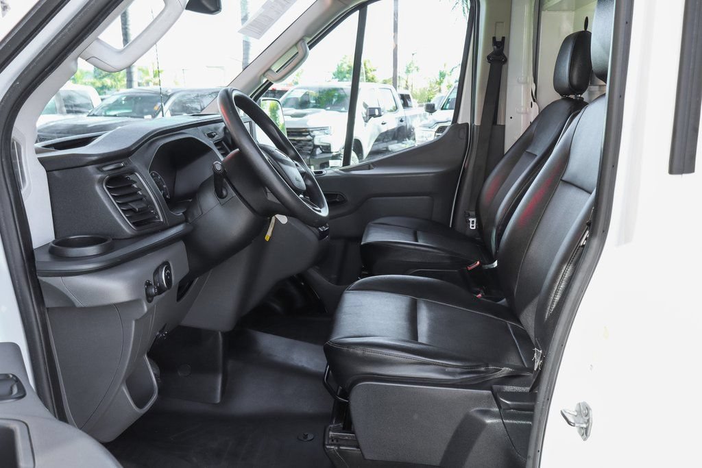 Used 2022 Ford Transit 350 DRW RWD image 19