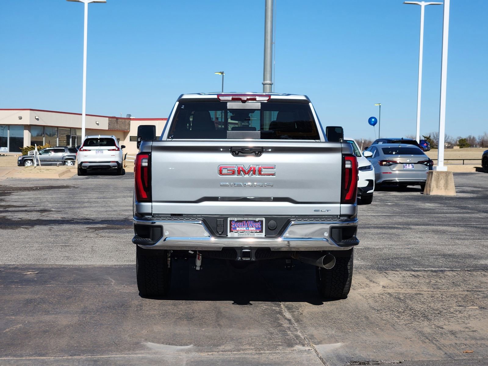 New 2026 GMC Sierra 2500 SLT w/ SLT Premium Package image 8