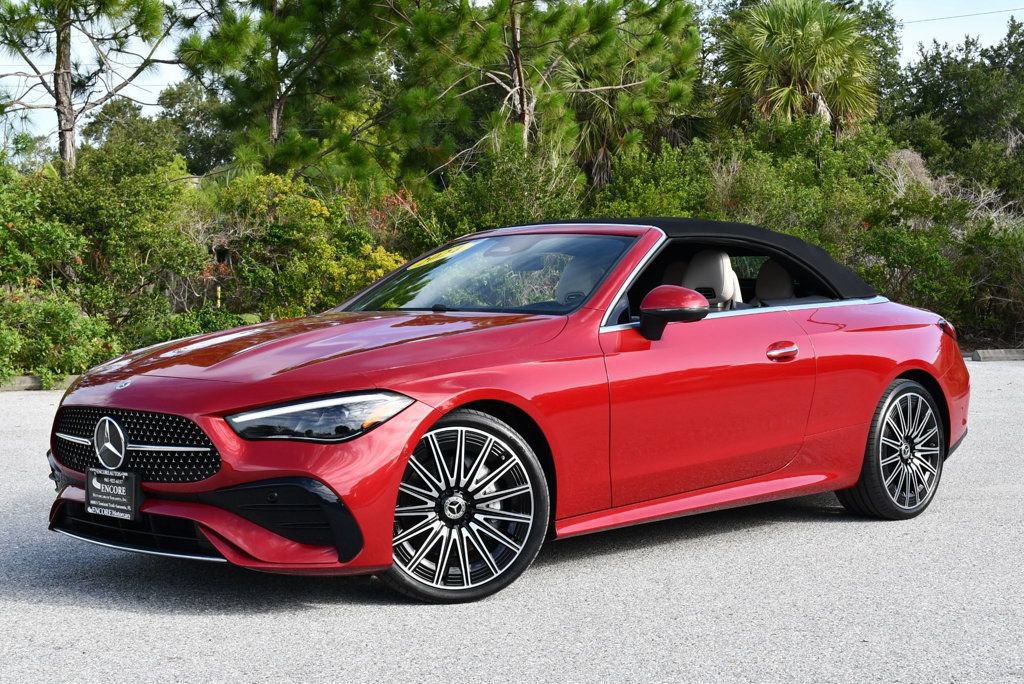 Used 2024 Mercedes-Benz CLE 300 4MATIC Cabriolet image 26