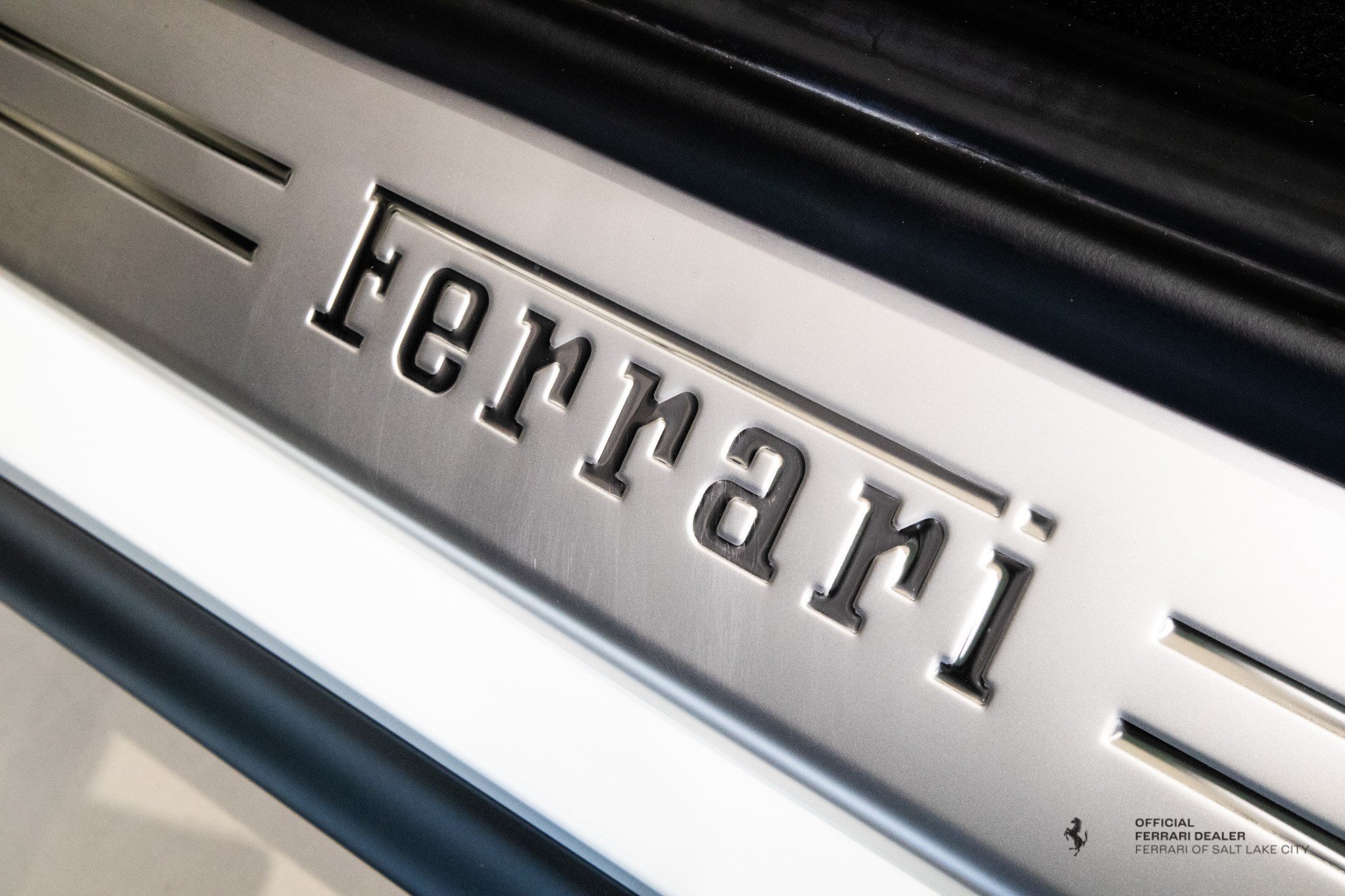 Used 2018 Ferrari 812 Superfast RWD image 14