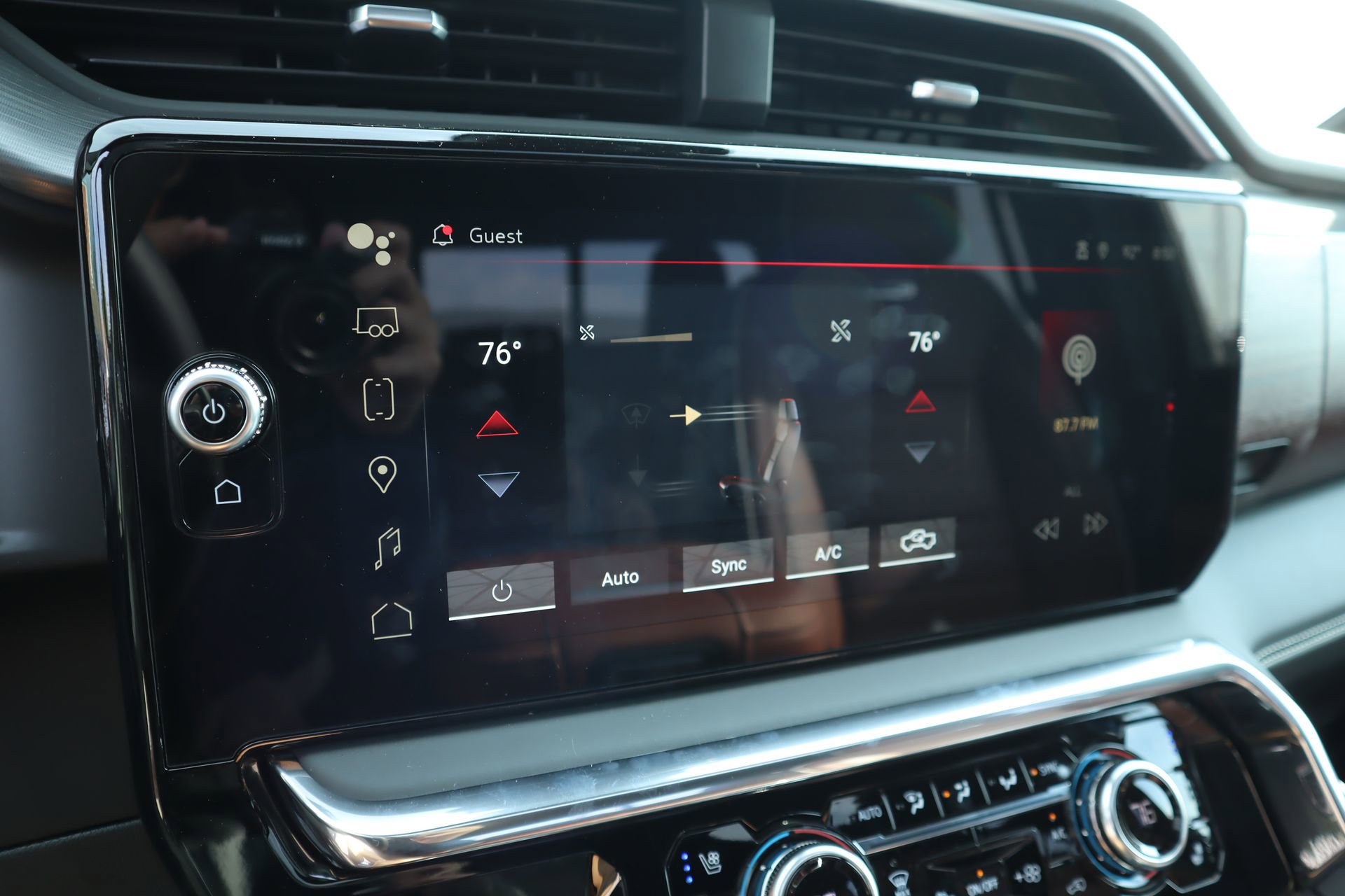 New 2026 GMC Sierra 3500 Denali Ultimate AWD/4WD image 9