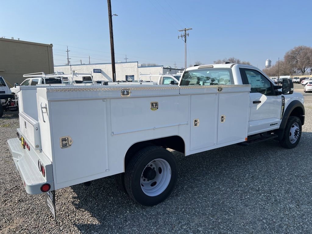 New 2024 Ford F550 4x4 Regular Cab Super Duty image 4