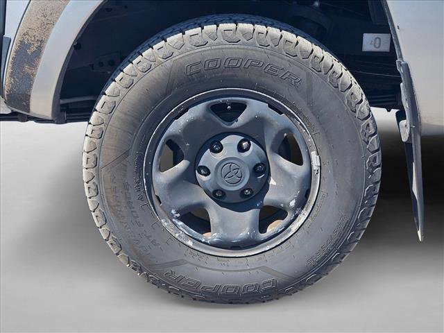 Used 2014 Toyota Tacoma PreRunner w/ SR5 Package RWD image 4