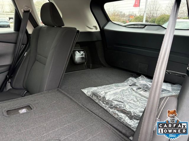 Used 2025 Nissan Rogue S image 20