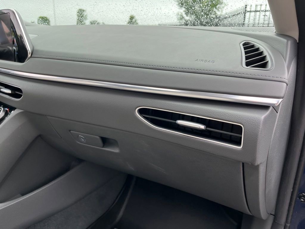 Used 2022 Hyundai Sonata Limited FWD image 29