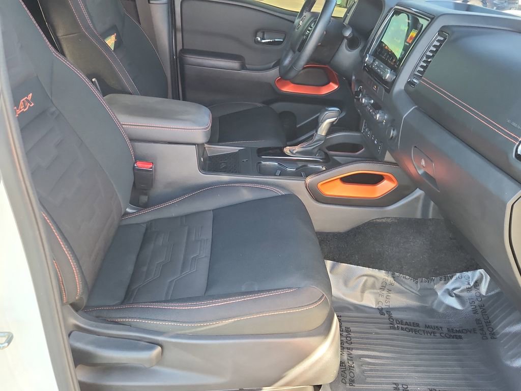 Used 2023 Nissan Frontier PRO-4X w/ Pro Convenience Package image 17