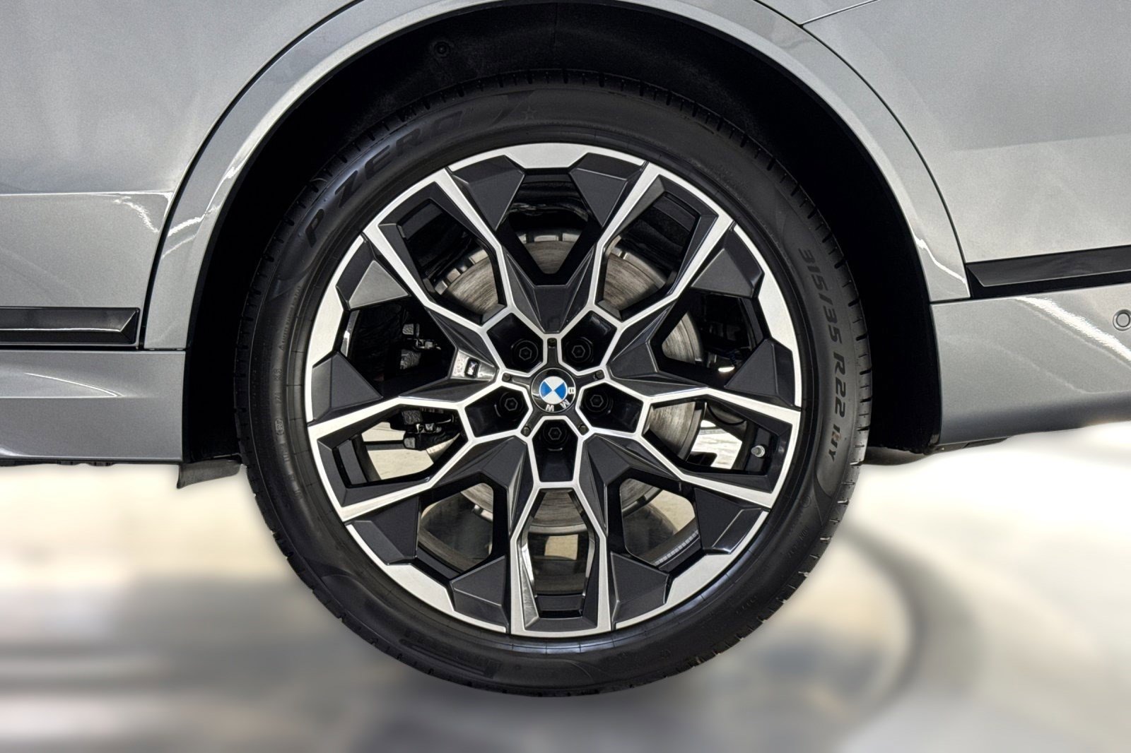 New 2026 BMW X7 xDrive40i w/ M Sport Package image 12