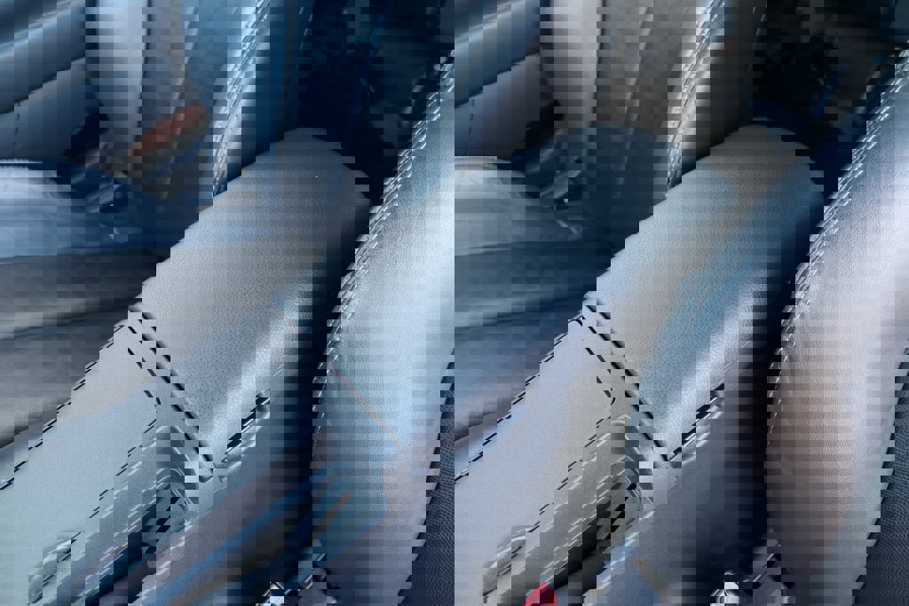 Used 2012 Mitsubishi Eclipse GT image 17