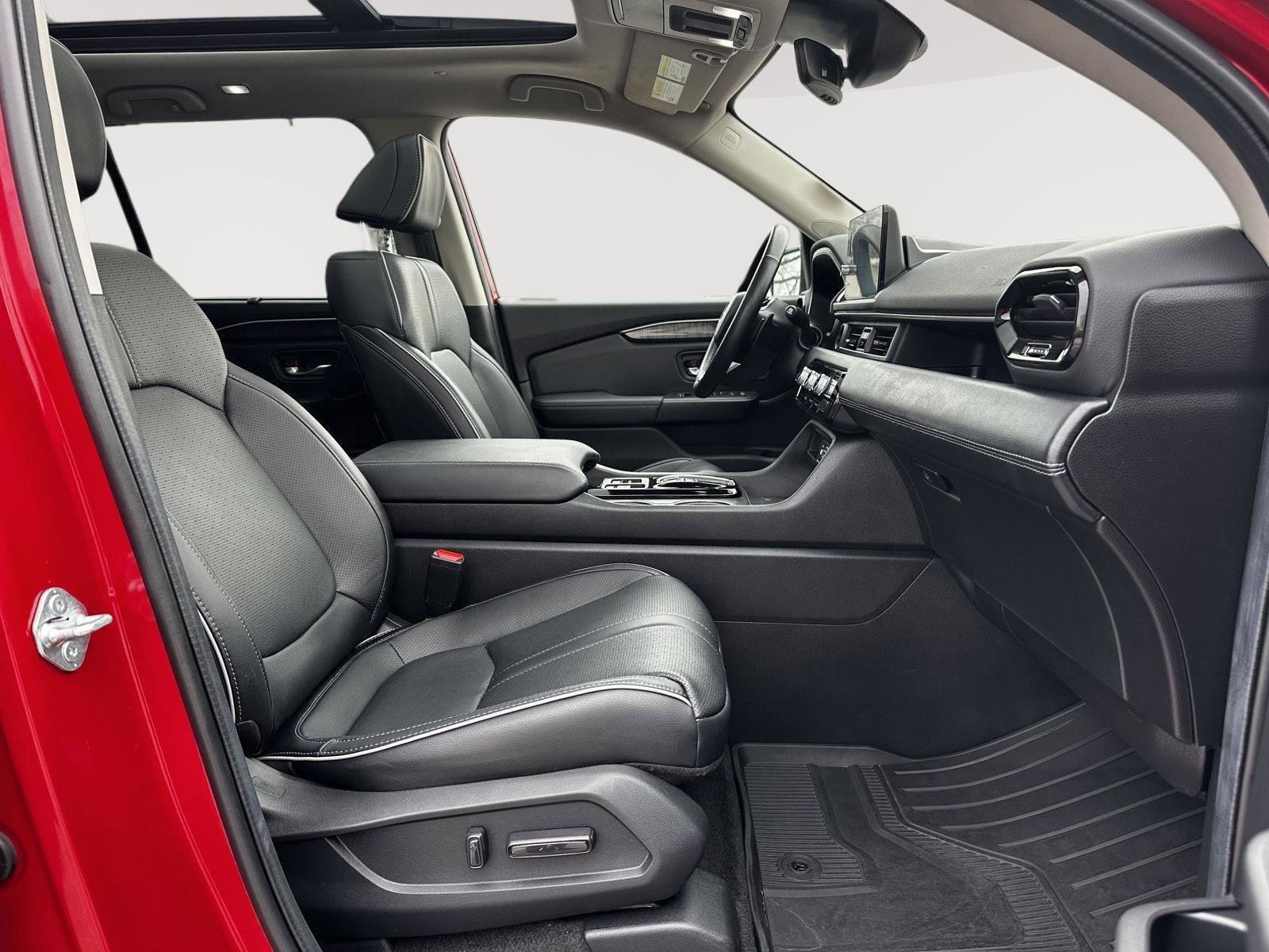 Certified 2024 Honda Pilot Elite image 26