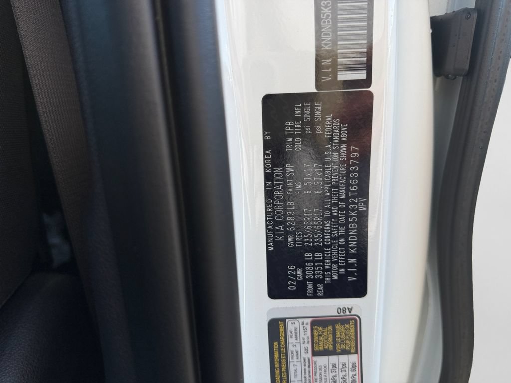 New 2026 Kia Carnival LX FWD image 24