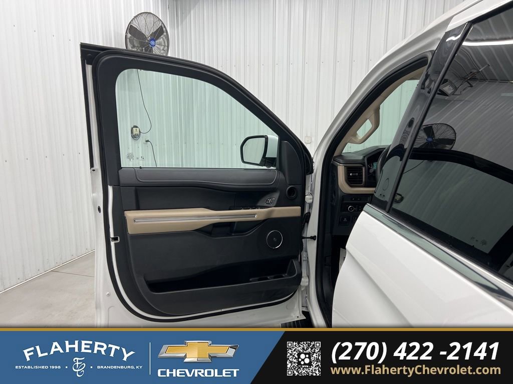 Used 2024 Ford Expedition Max Limited image 8