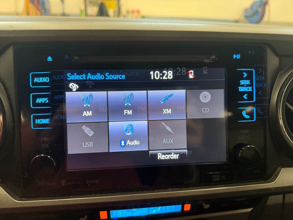 Used 2016 Toyota Tacoma TRD Sport image 15