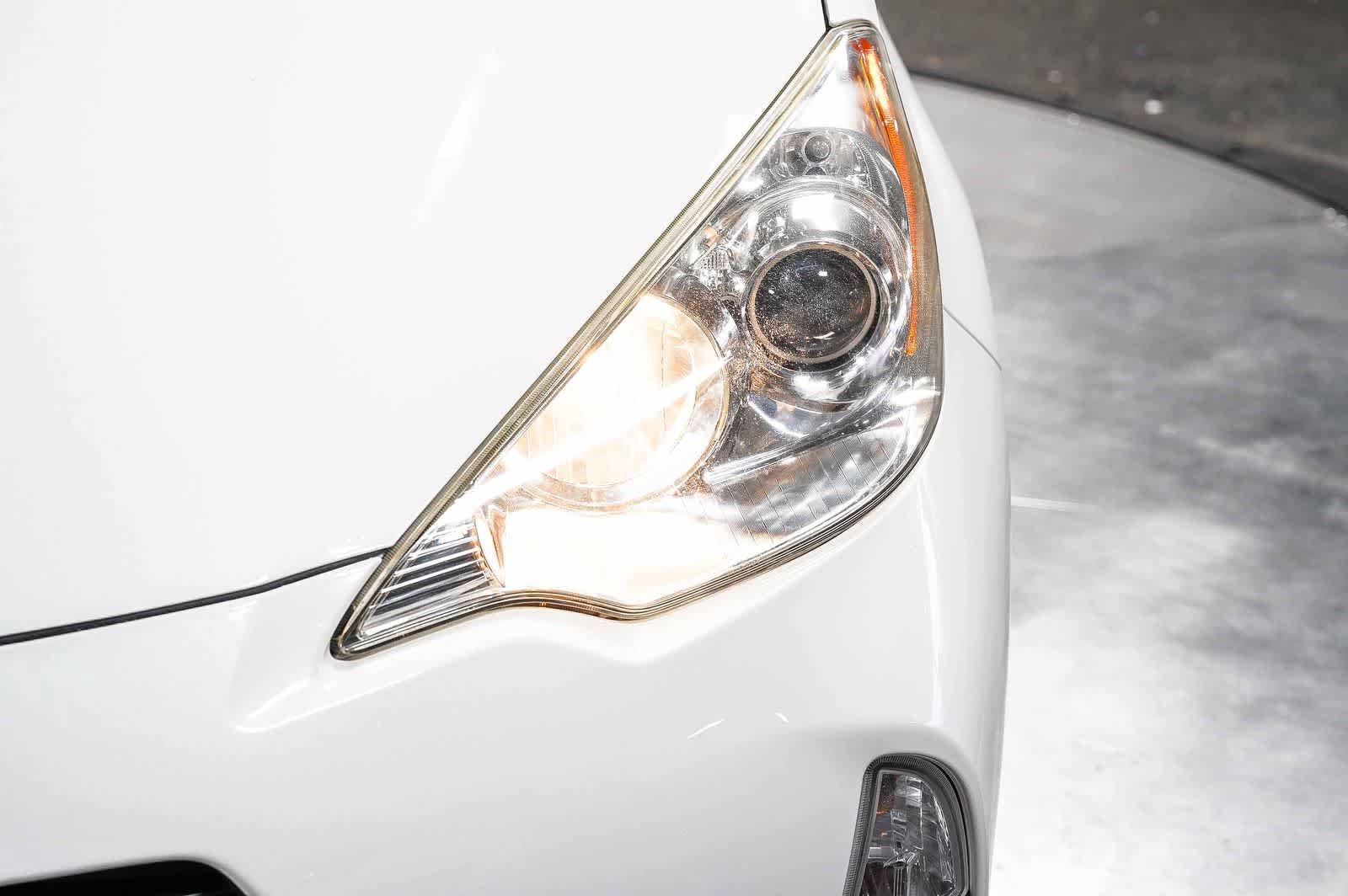 Used 2013 Toyota Prius C One FWD image 7