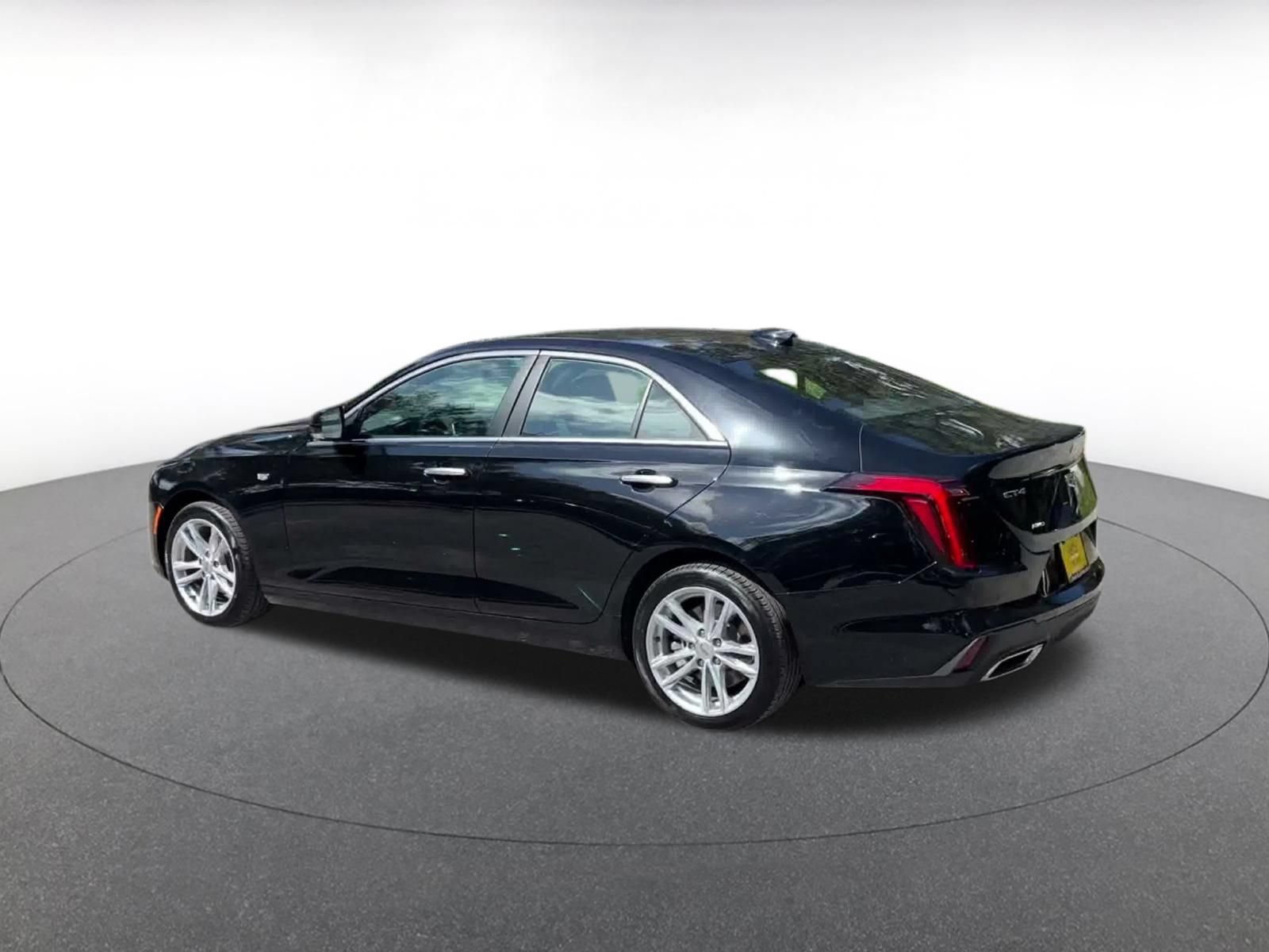 Used 2026 Cadillac CT4 Luxury AWD/4WD image 8