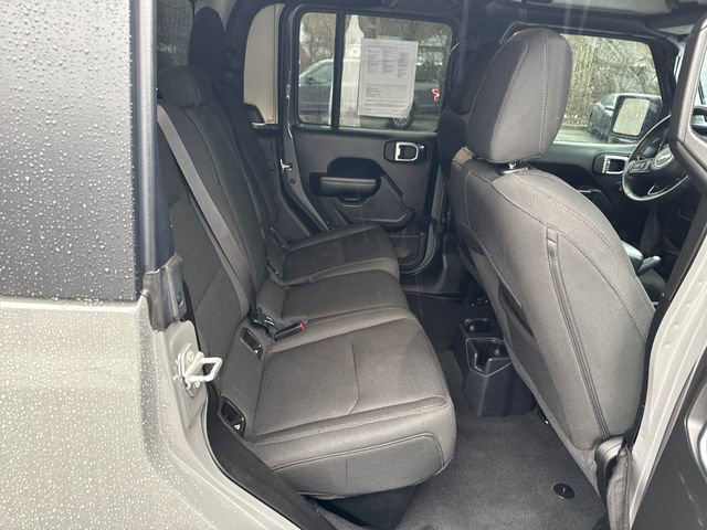 Used 2021 Jeep Gladiator Willys image 14