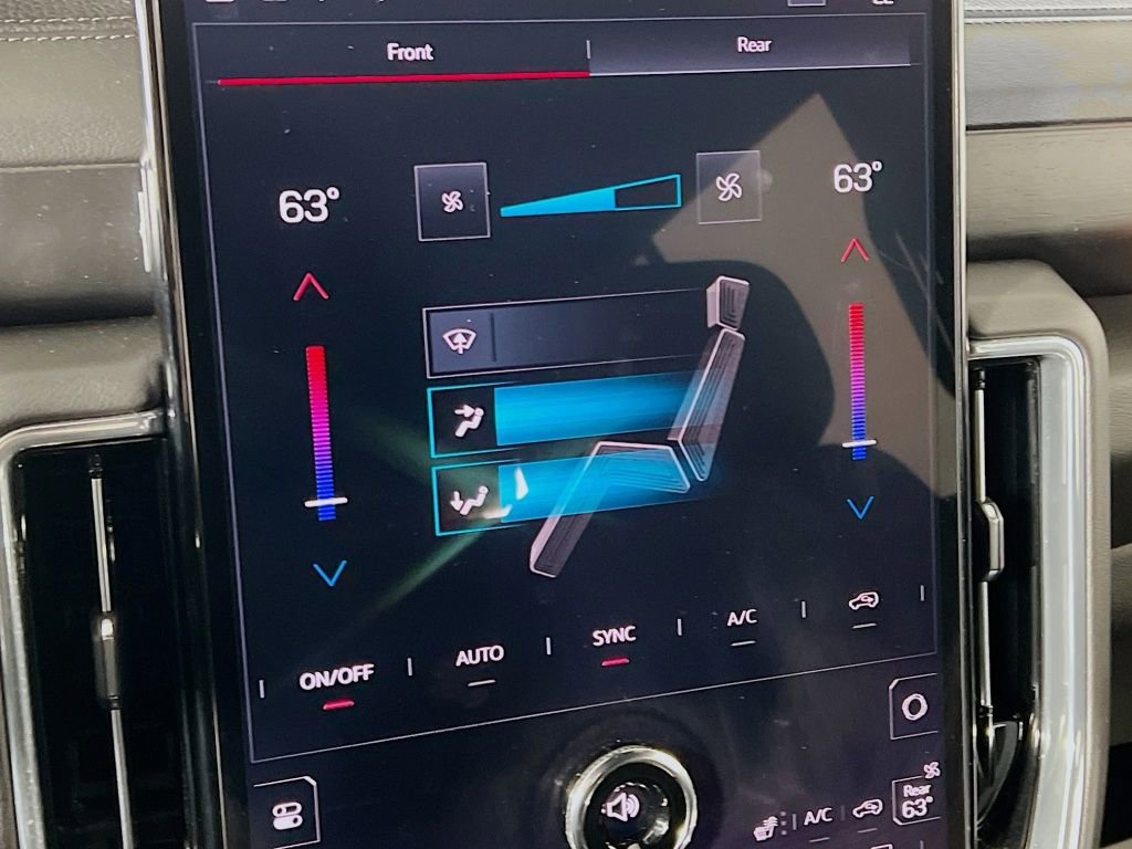 Used 2025 GMC Yukon Denali image 15